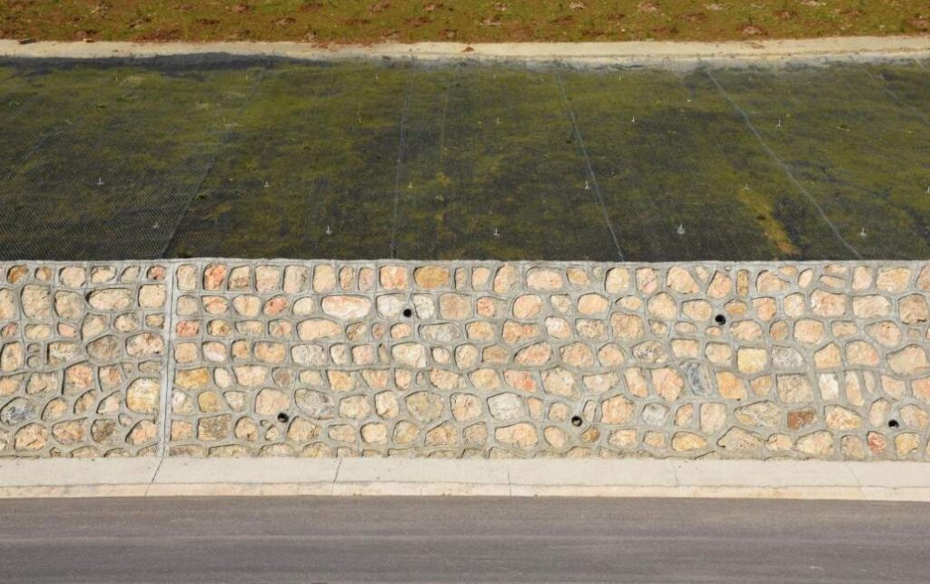 Toe wall and Breast wall
